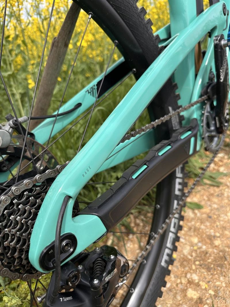 Propain Rage 3 cf 2023