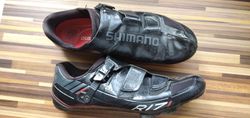 Shimano R171 vel. 46