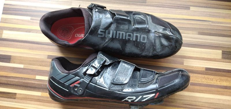 Shimano R171 vel. 46