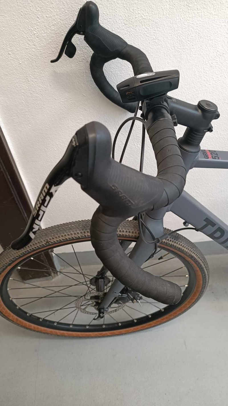 Triban Gravel 520