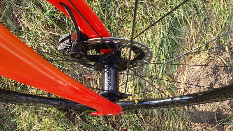 Prodám úplně nové Pinarello Dogma F 2025 | Dura Ace Di2 2x12
