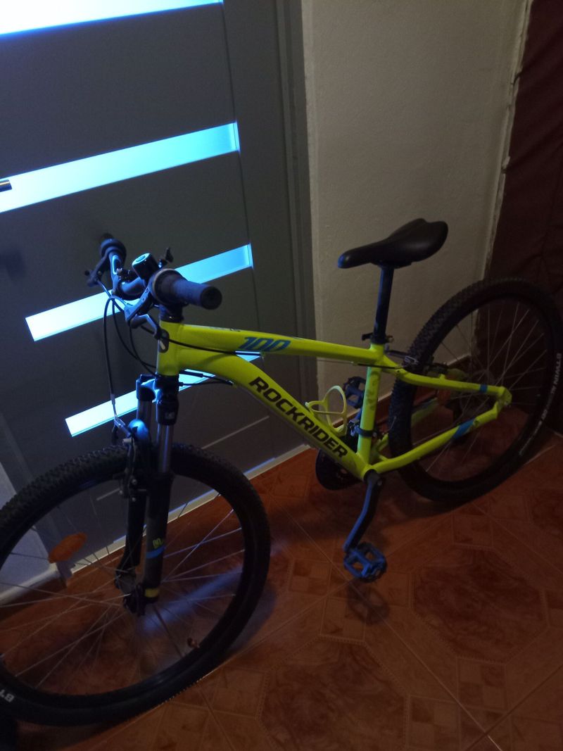 Prodám 2x kolo Rockraider st 100