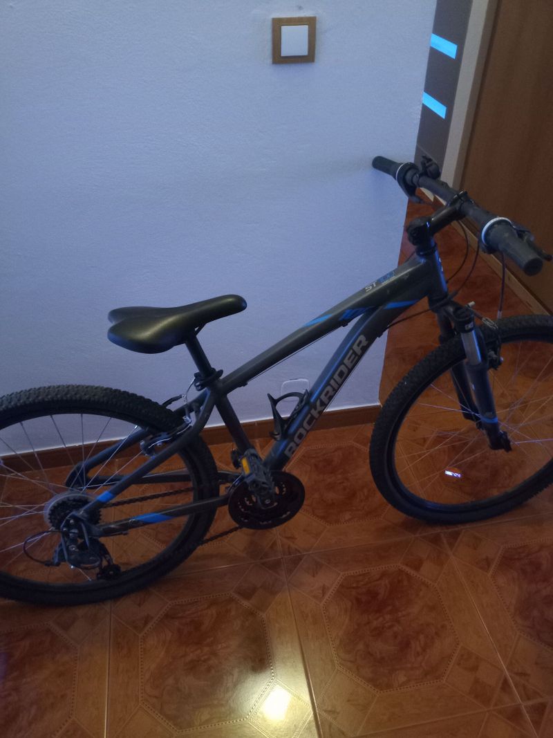 Prodám 2x kolo Rockraider st 100