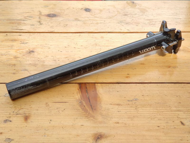Woom 6 OFF Black 26" dětské kolo s teleskopickou sedlovkou