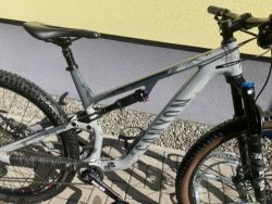 Canyon Neuron 7 AI trail-bike ve skvělém stavu