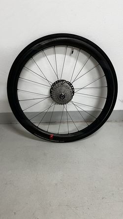 Prodám použité zapletené zadní kolo Fulcrum Wind40 DB