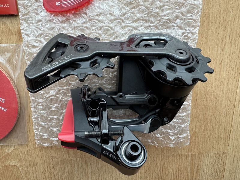 Přehazovačka Sram Red AXS D1 36 z. 