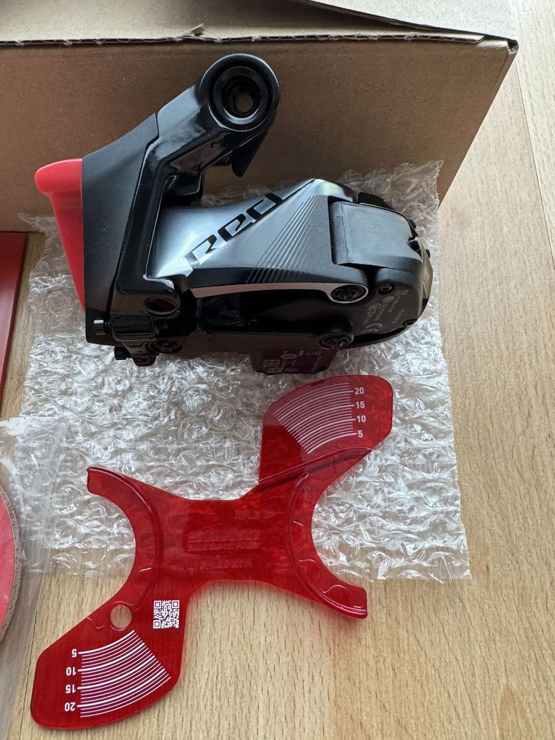 Přehazovačka Sram Red AXS D1 36 z. 