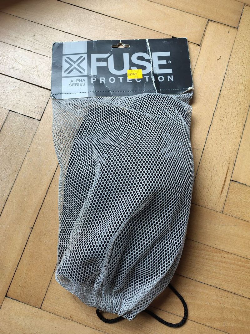 Prodám chrániče kolen Fuse 