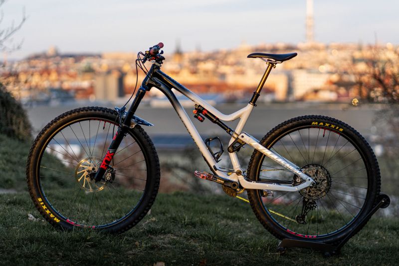 Commencal Meta AM 29, vel. L, FOX + Shimano Saint
