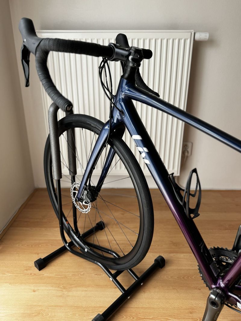 LIV Avail AR 2 (Giant), velikost S