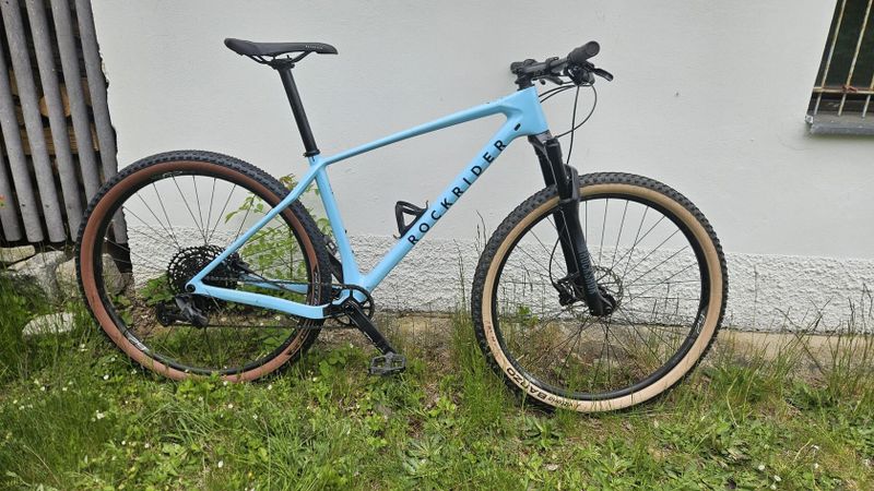 Horské XC kolo Race 740 s karbonovým rámem 