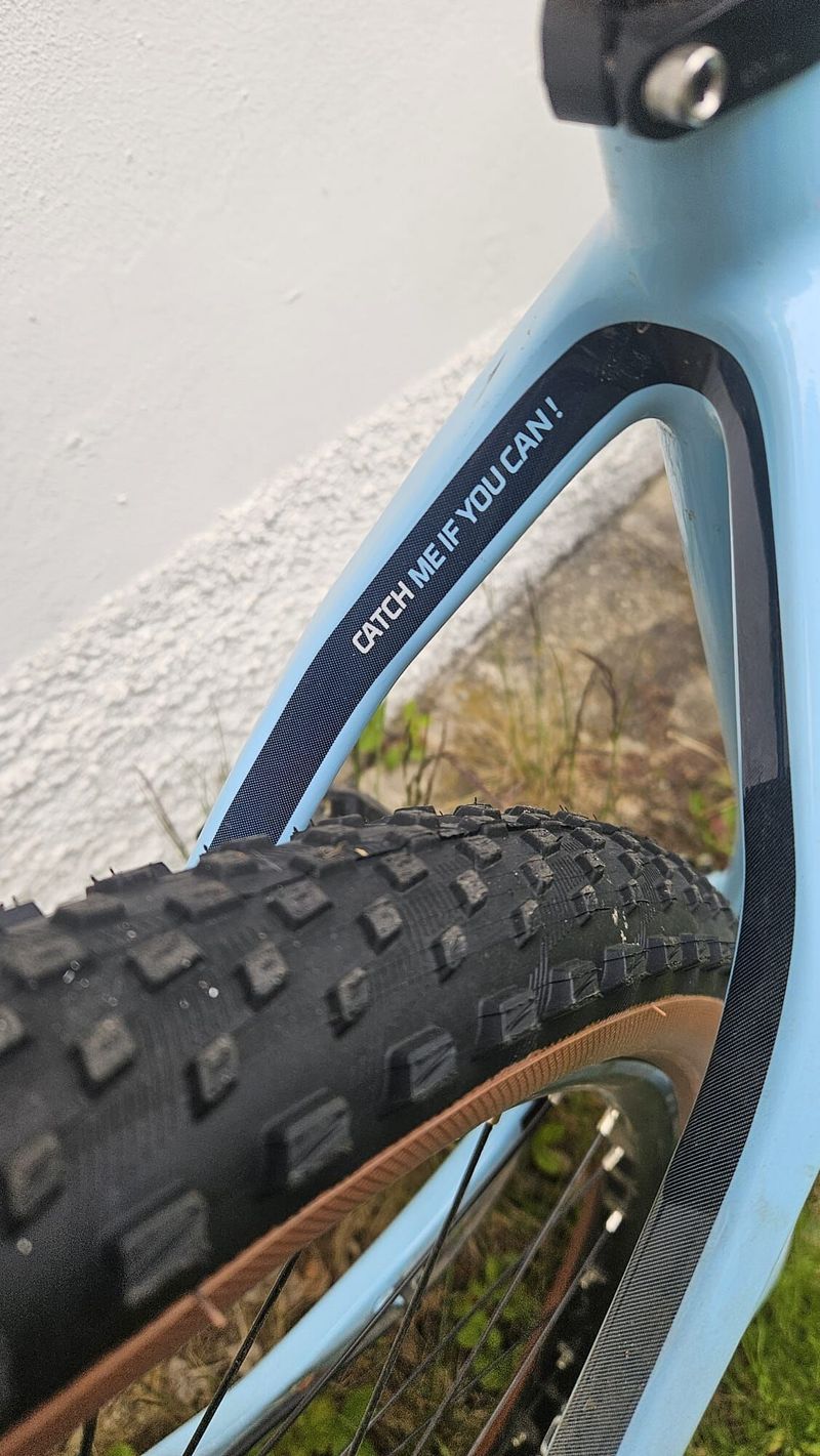 Horské XC kolo Race 740 s karbonovým rámem 
