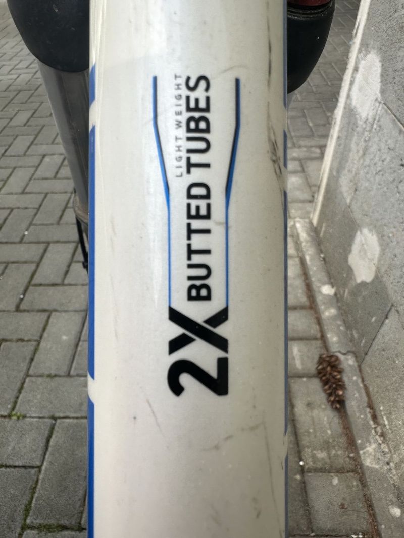 Superior F30 – celoodpružené MTB, velikost XL (20,5”)