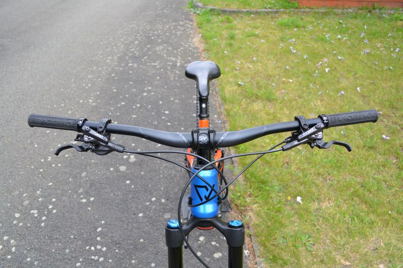 Conway WME 729 Carbon (L) REZERVACE