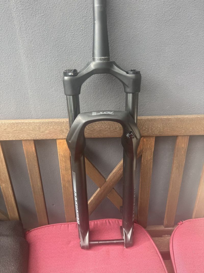 Vidlice 29" ROCKSHOX Judy Silver