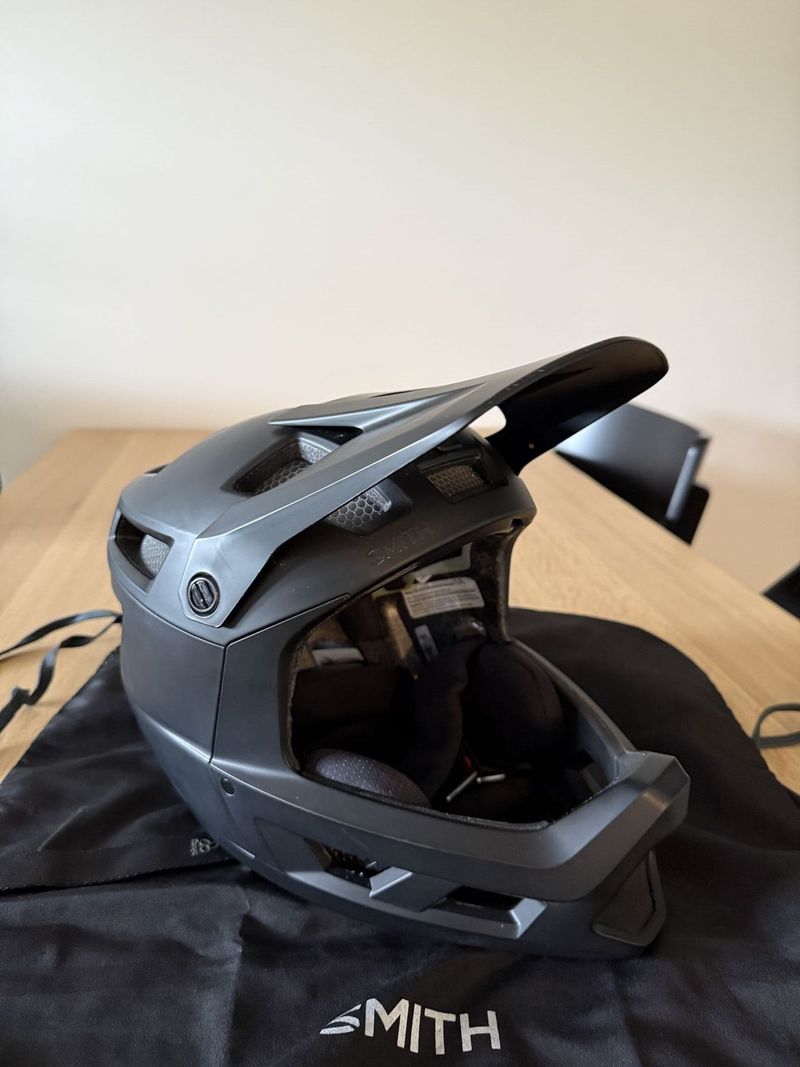 Full Face helma Smith Mainline MIPS/Koroyd - matte black