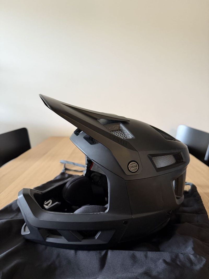 Full Face helma Smith Mainline MIPS/Koroyd - matte black