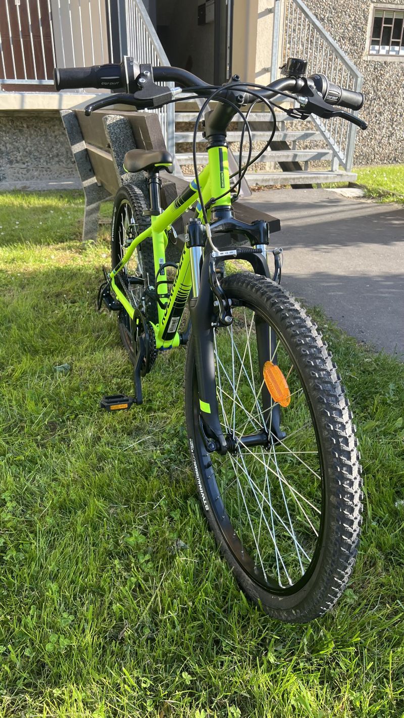 Rockrider ST500 – velikost 24” věk 9-12 let