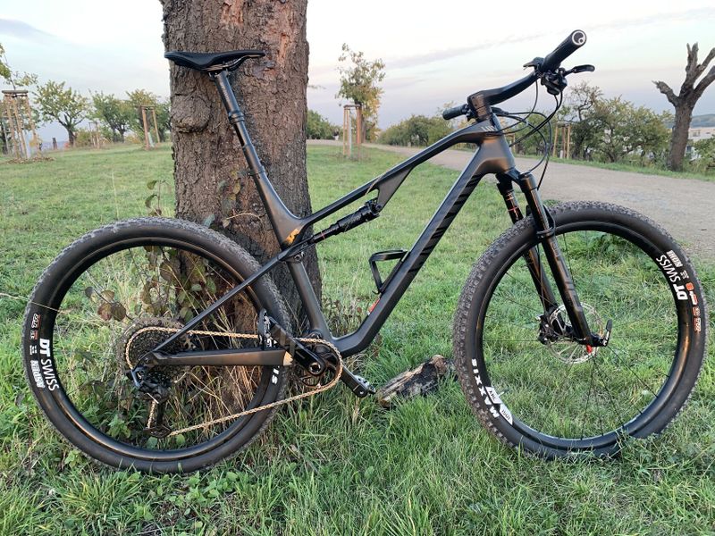 Lux CF SLX 9 (XL)