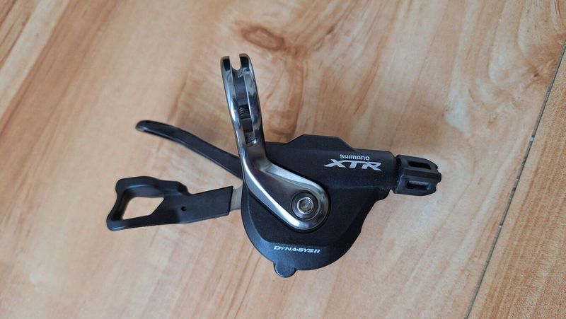 Řadící páčky Shimano XTR 11s