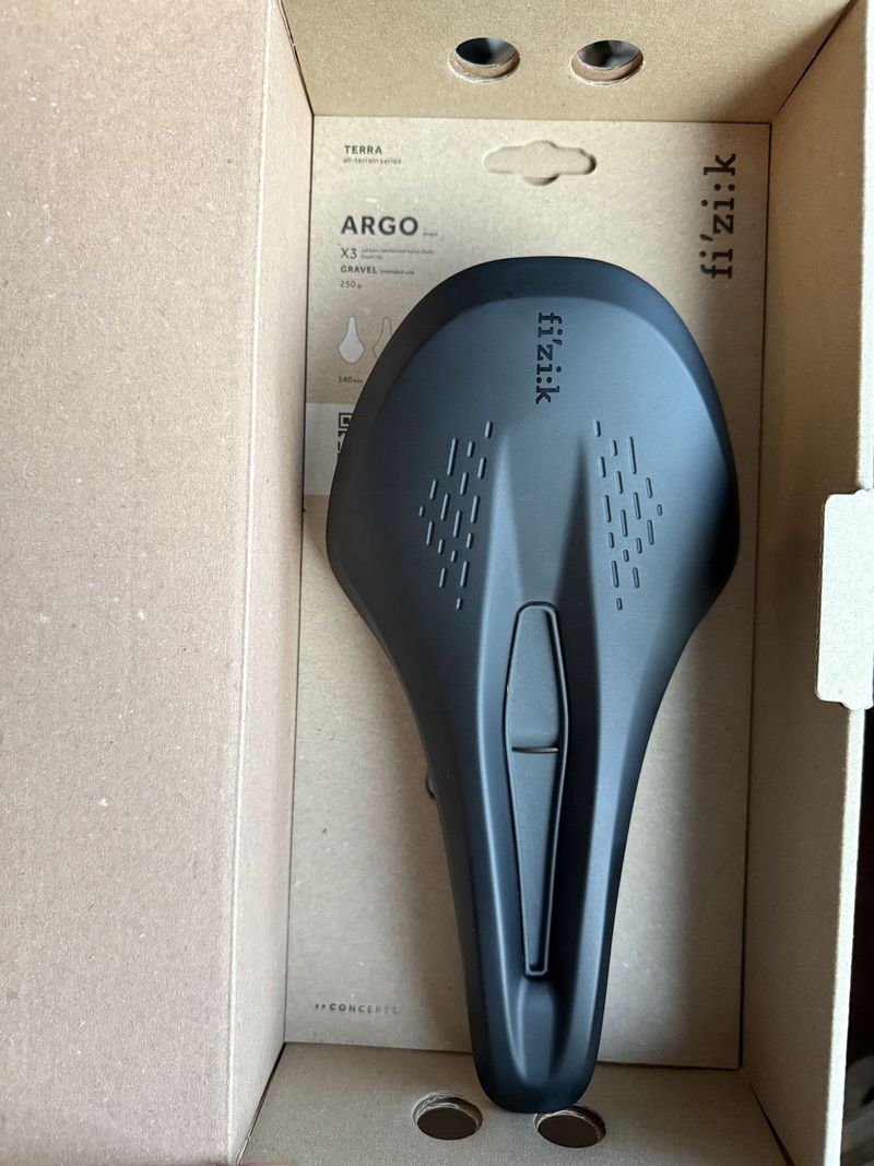 Sedlo Fizik Terra Argo X3