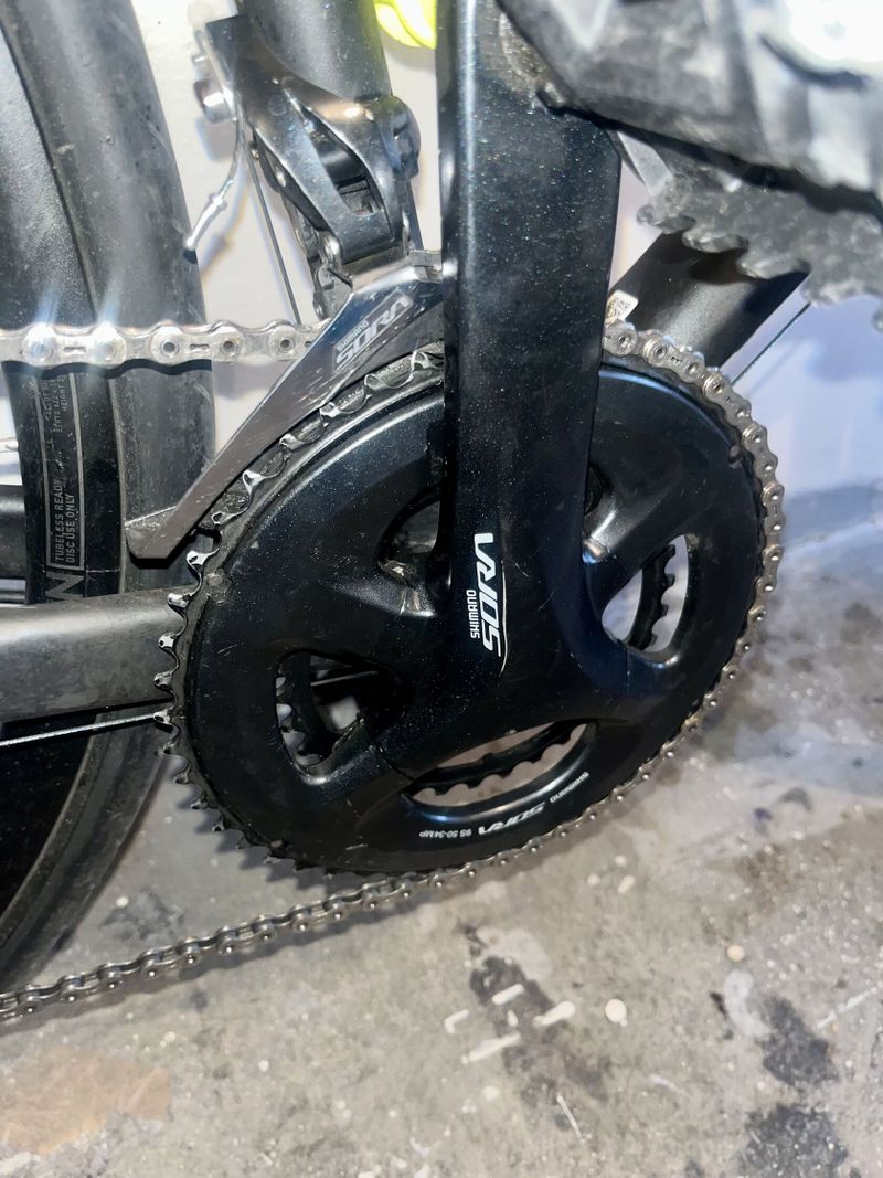 Silniční kolo Triban RC 500 + Karbonové Ráfky