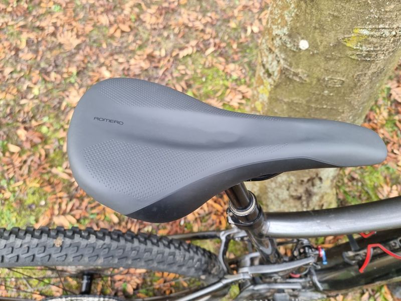 Giant Stance E+ 1 Pro, vel.L, kola 29" baterie 625Wh