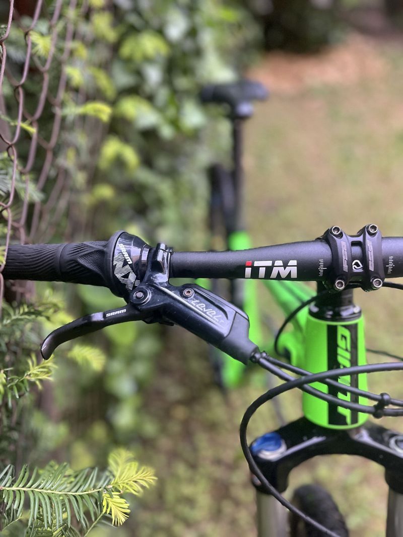 Giant Fathom vel. S upgrade SRAM 1x11, na výšku cca 150-165 cm, také jako juniorské, váha 11,4 kg