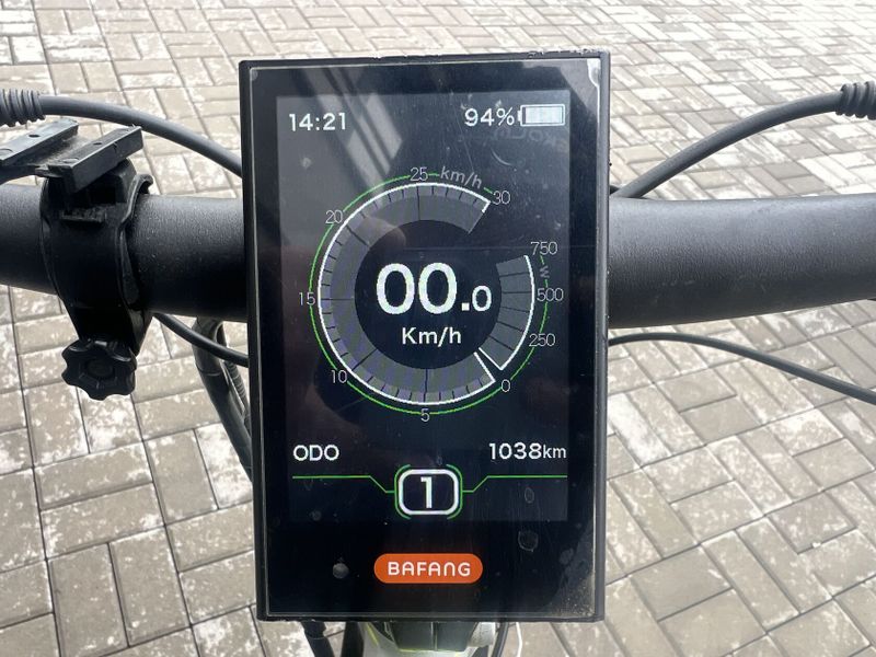 20" VÝKONNÉ TREKINGOVÉ, málo jeté, po servisu, 45km/h // P.C 50tis ✅