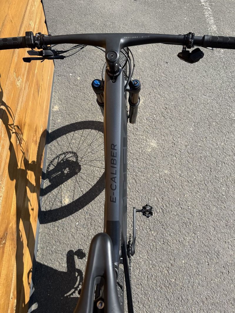TREK E-CALIBER