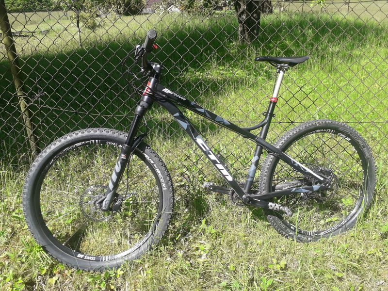 CTM Zephyr Enduro, all mountain, pevný hardtail bike