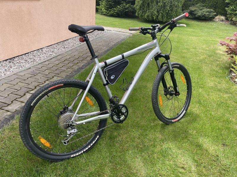 Prodám Specialized Rockhooper / doplňky