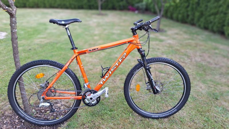 Prodám horské kolo , velikost kol 26"
