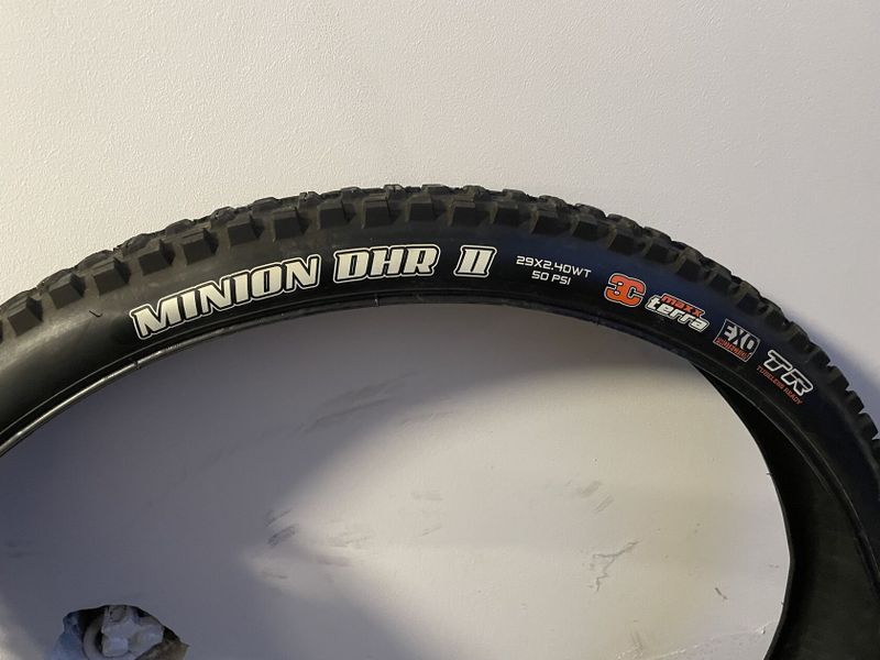 Prodám plaště MAXXIS
