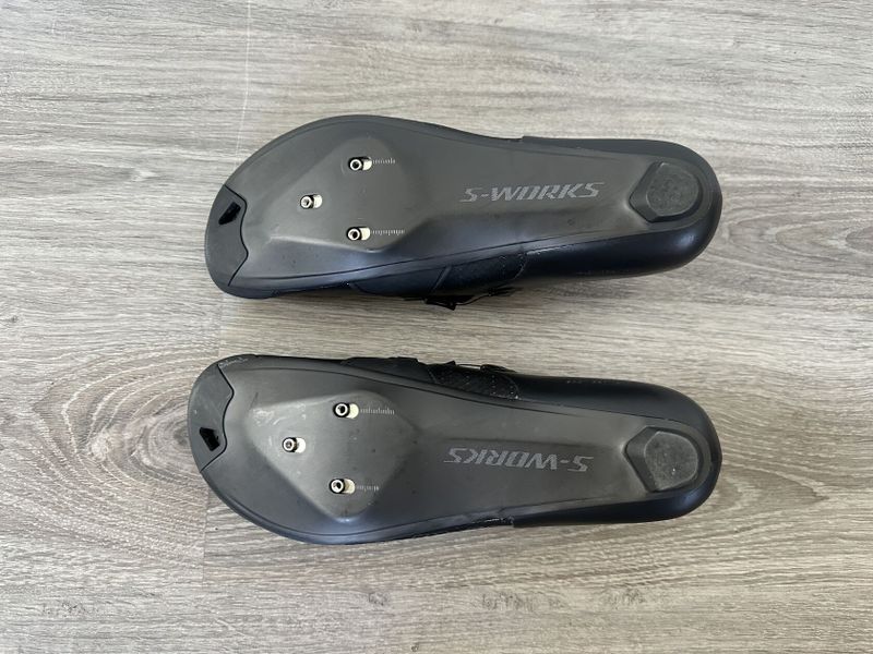 Silniční tretry Specialized Ares 2, vel. 45
