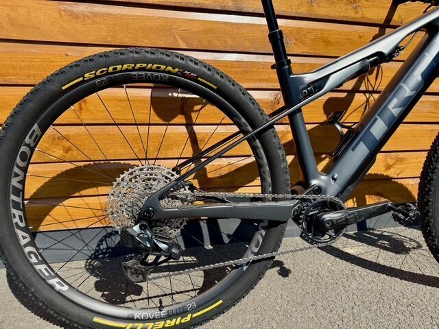 TREK E-CALIBER
