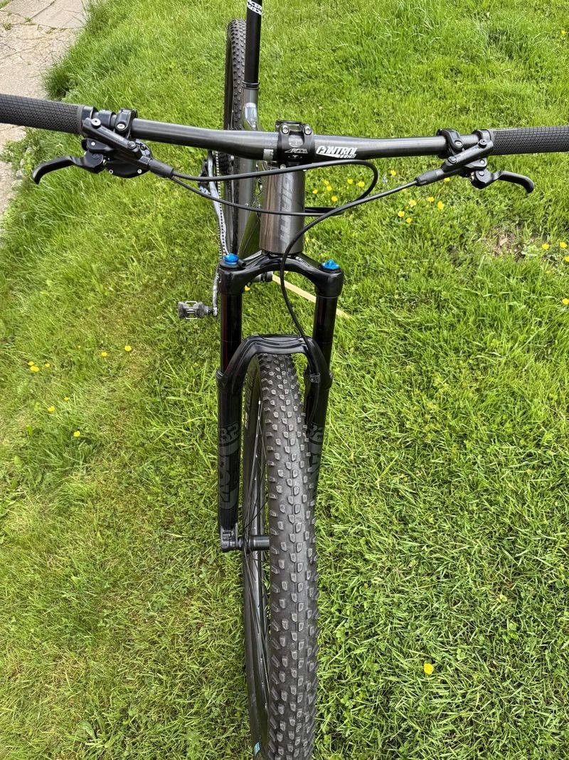 Giant Fathom 29, vel. L, FOX, SRAM Eagle