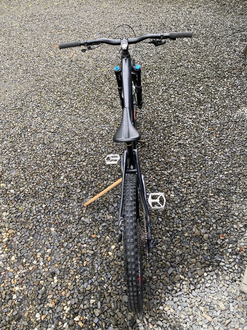 YT Industries Jeffsy Core 2 (2024) – XL – mullet, výborný stav, po servisu