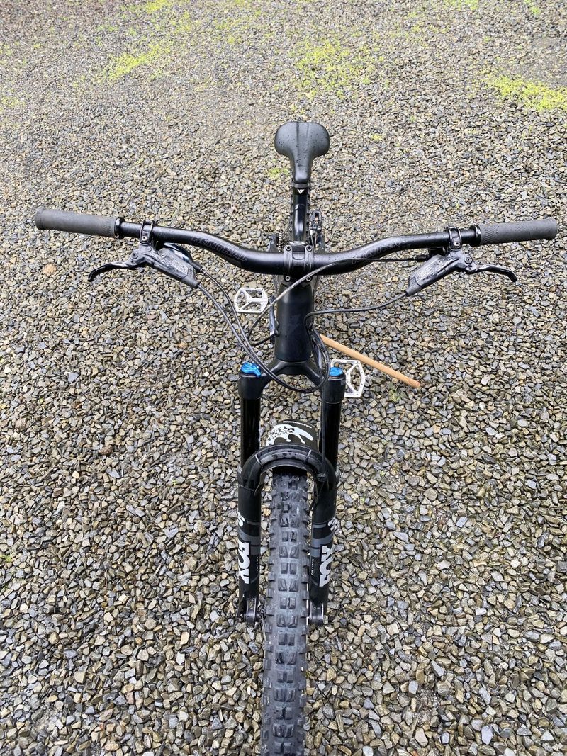 YT Industries Jeffsy Core 2 (2024) – XL – mullet, výborný stav, po servisu