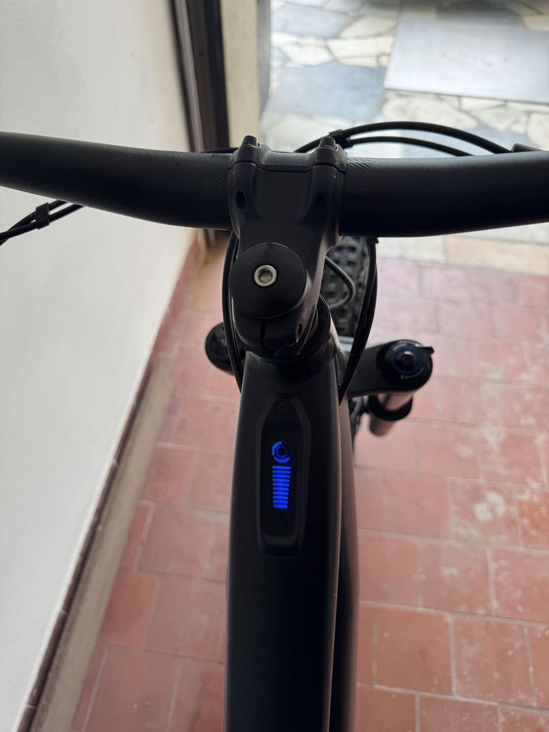 Specialized Turbo Levo FSR vel. L, r. 2021