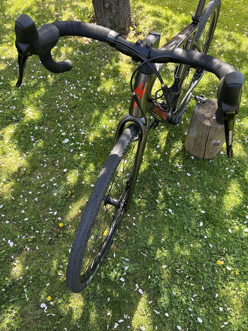 Specialized Diverge Carbon 2021 vel. 56