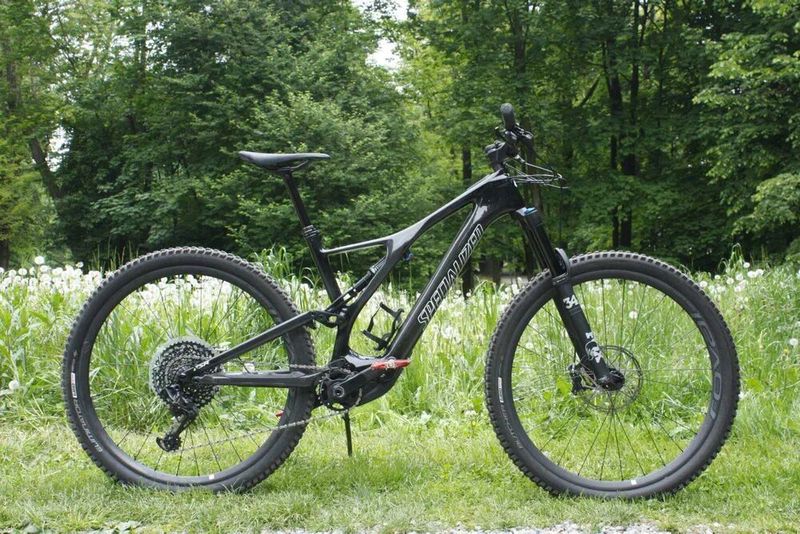 Specialized Turbo Levo SL Expert Carbon - very low milage