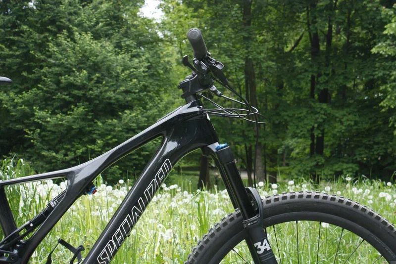 Specialized Turbo Levo SL Expert Carbon - very low milage