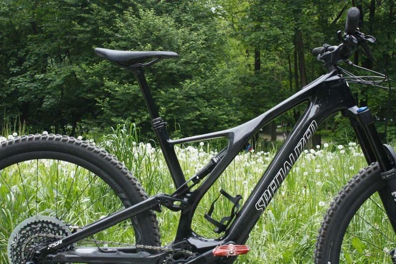 Specialized Turbo Levo SL Expert Carbon - very low milage