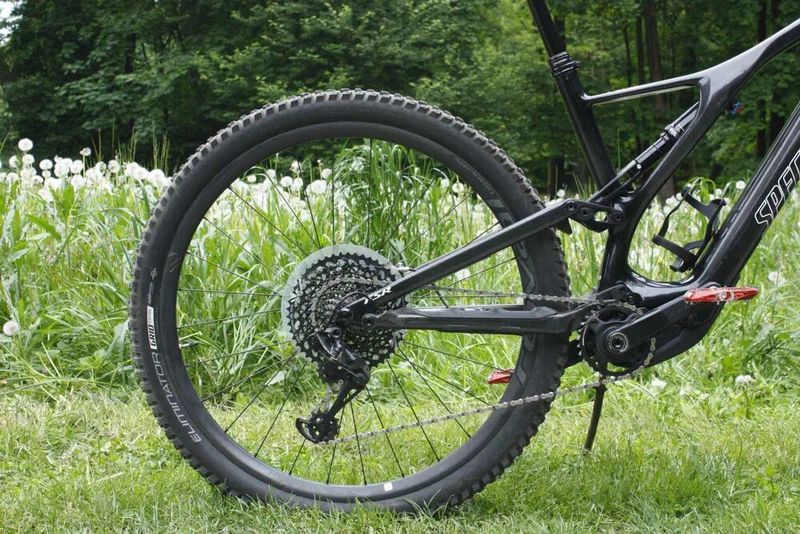 Specialized Turbo Levo SL Expert Carbon - very low milage