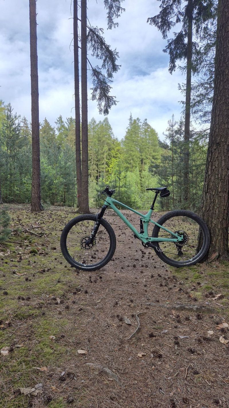 Yt izzo carbon topkomponenty L