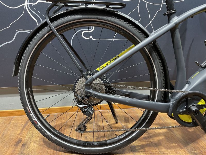 Specialized Turbo Vado 3.0 ve velikosti L