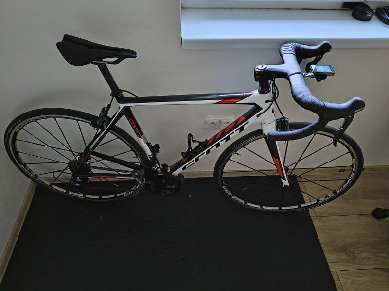 Scott addict 30 M 54
