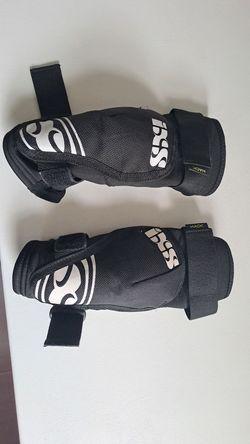 Dětské chrániče IXS zánovní, vel KS